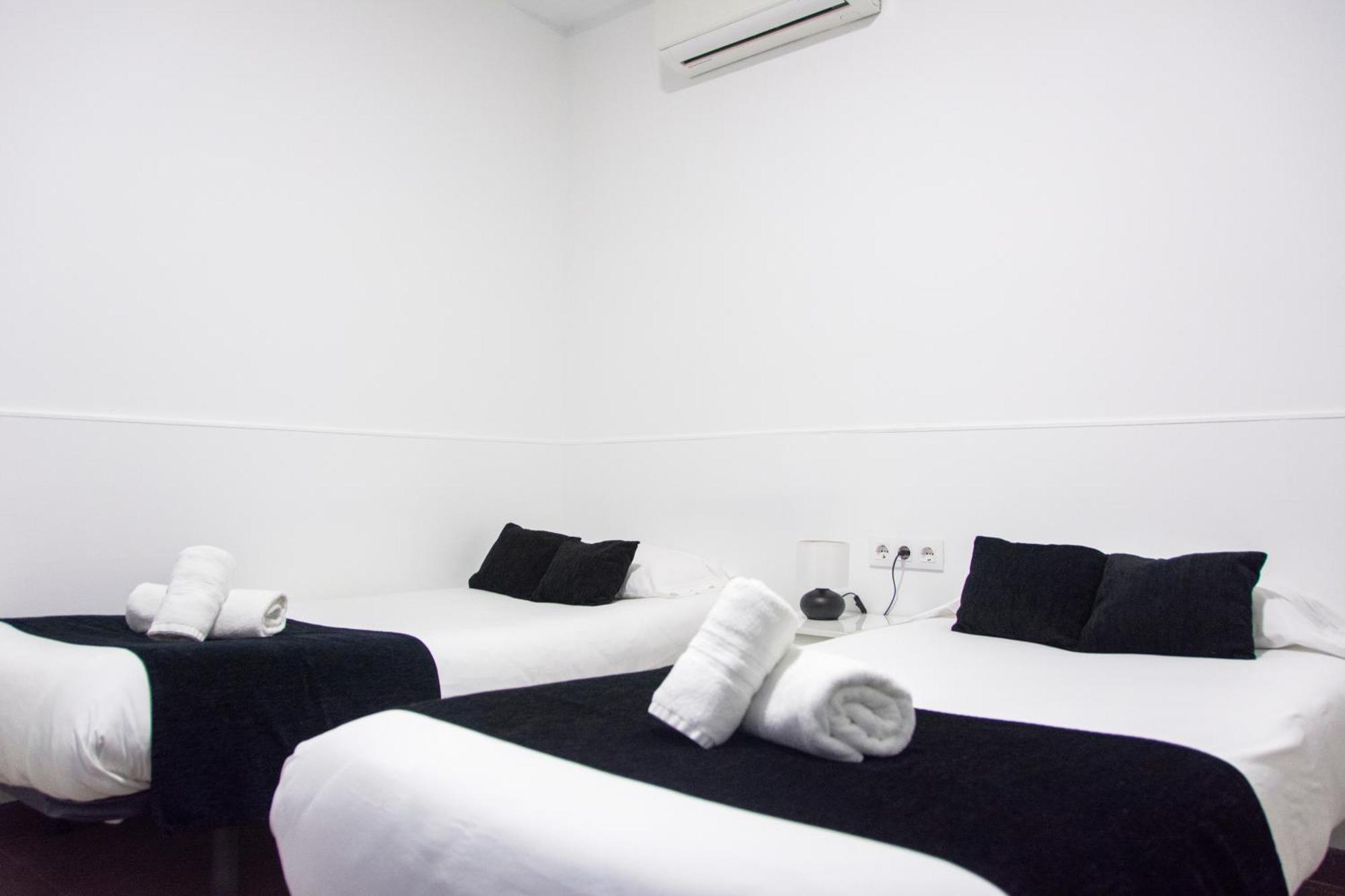 Laramond Barcelona Rooms 外观 照片