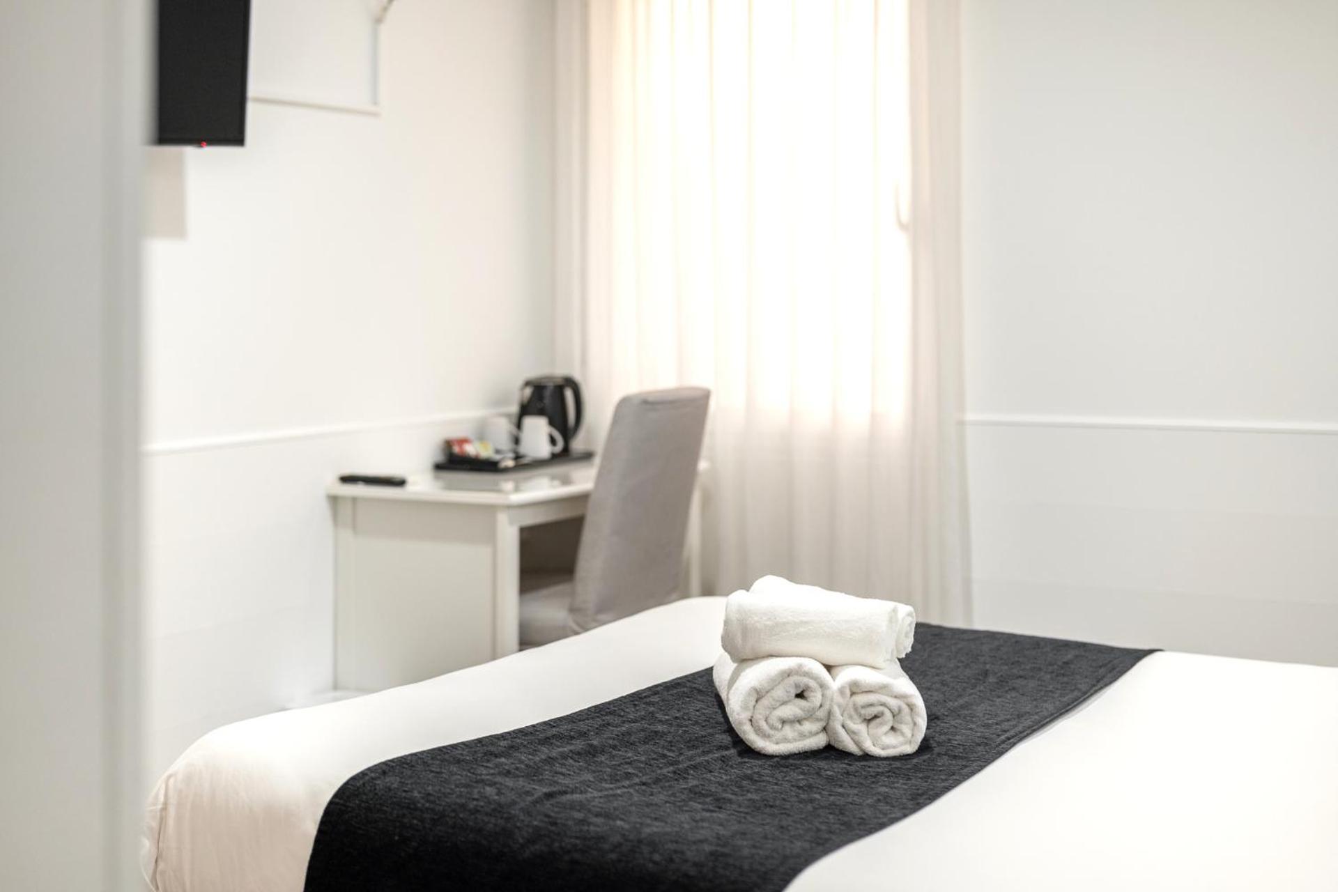 Laramond Barcelona Rooms 外观 照片