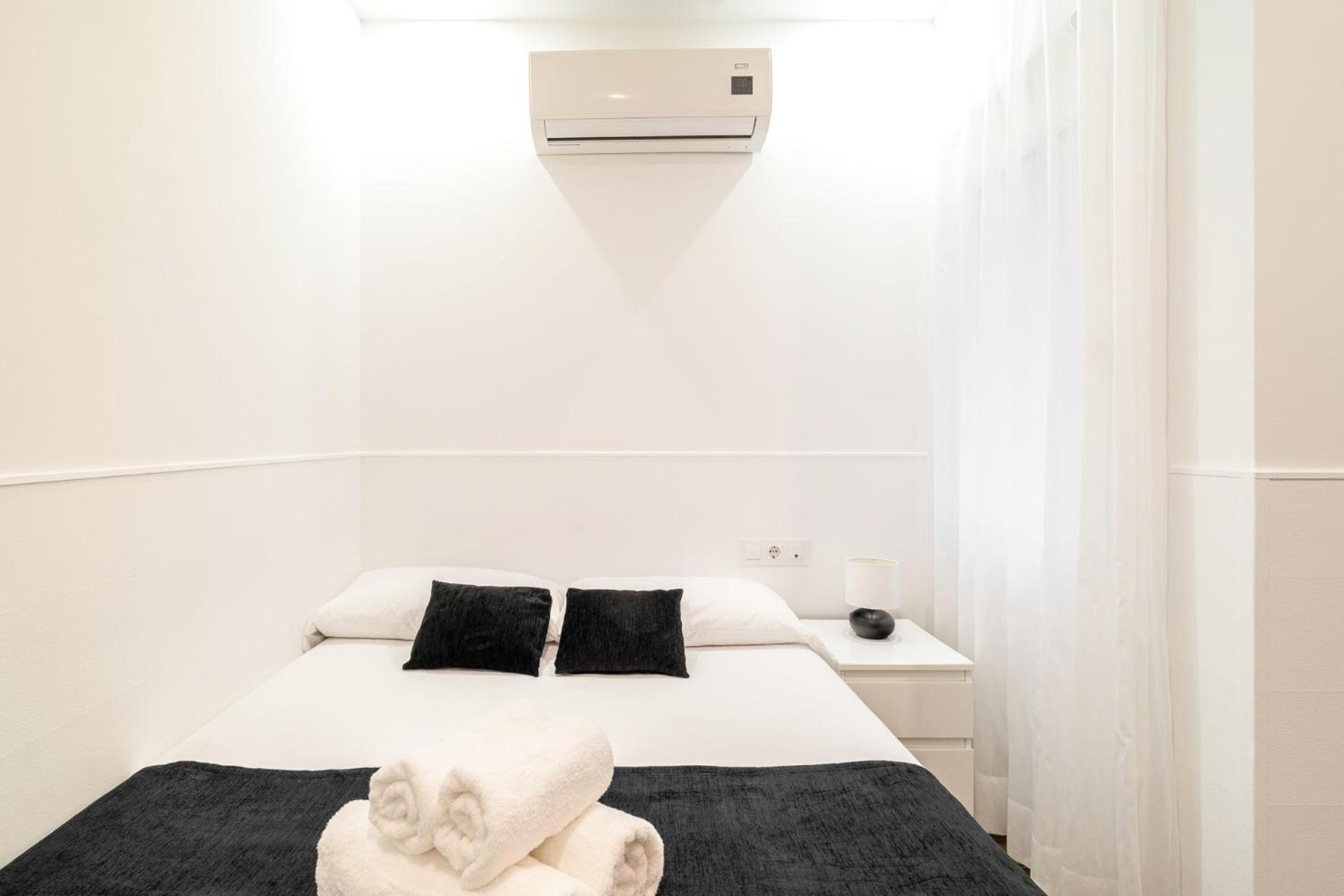 Laramond Barcelona Rooms 外观 照片